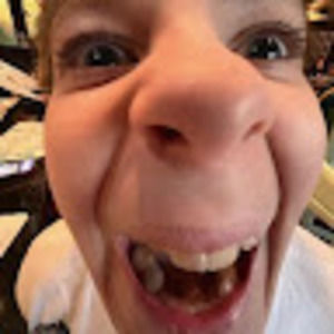 Meet your Posher, Cameron